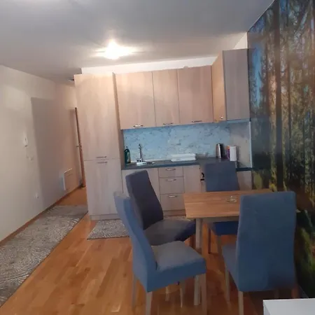 アパート Apartman